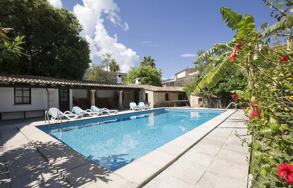4 Cantons - La Goleta Villas contacts